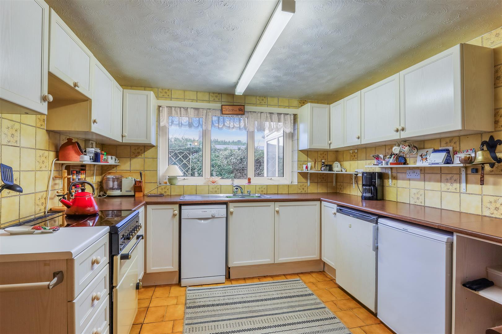 Ferndale Road, Banstead Williams Harlow Estate Agents Cheam & Banstead